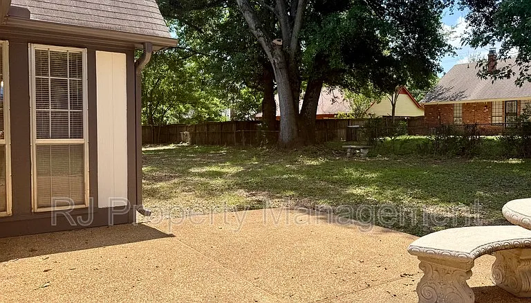 4521 Stony Point Dr — Photo 27