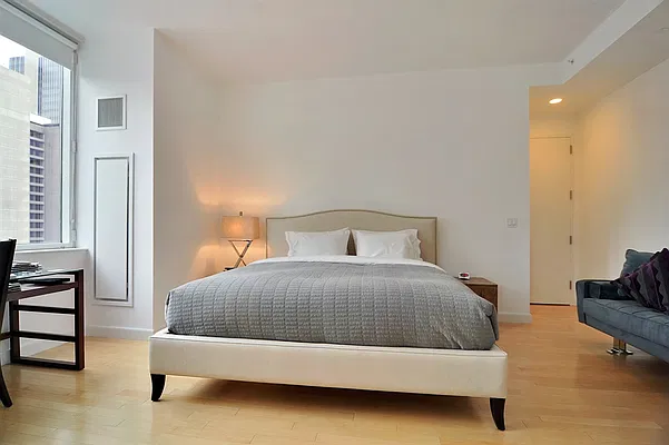 Sold by Corcoran | media 7