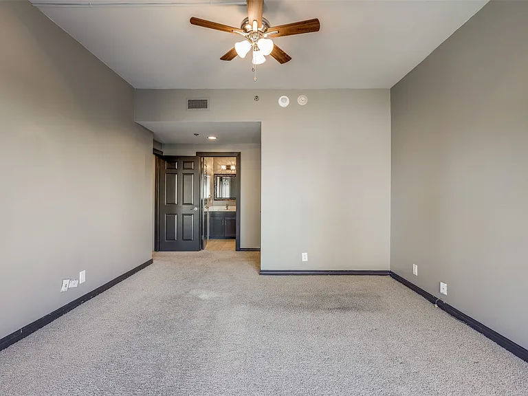 3030 McKinney Ave #703 — Photo 15