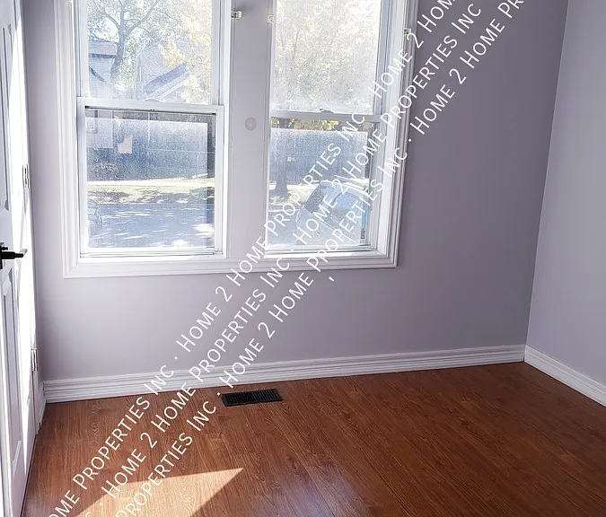 3674 King St — Photo 10