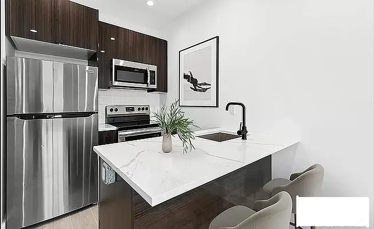 337 Cornelia Street — Photo 3