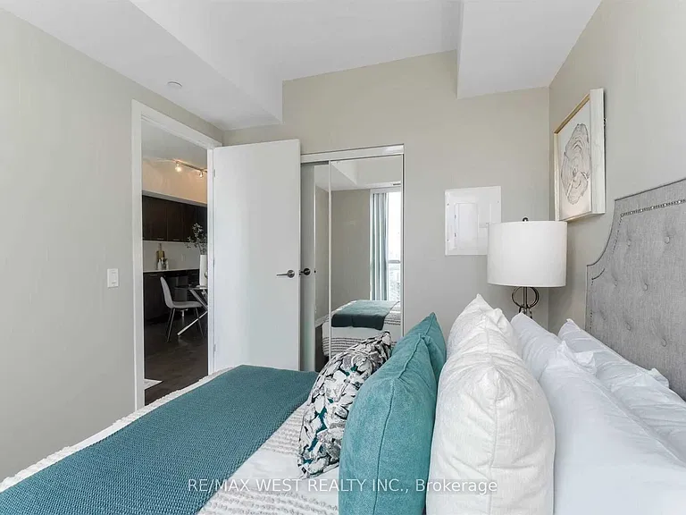 2200 Lake Shore Blvd W #4305 — Photo 21