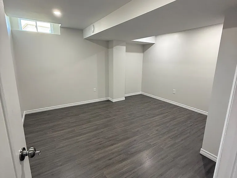 135 Monarch St #BASEMENT — Photo 20