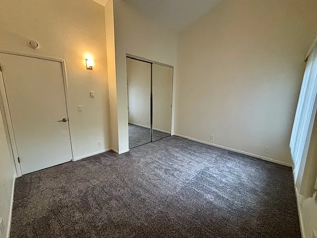 Dela Vina Apartments — Photo 13