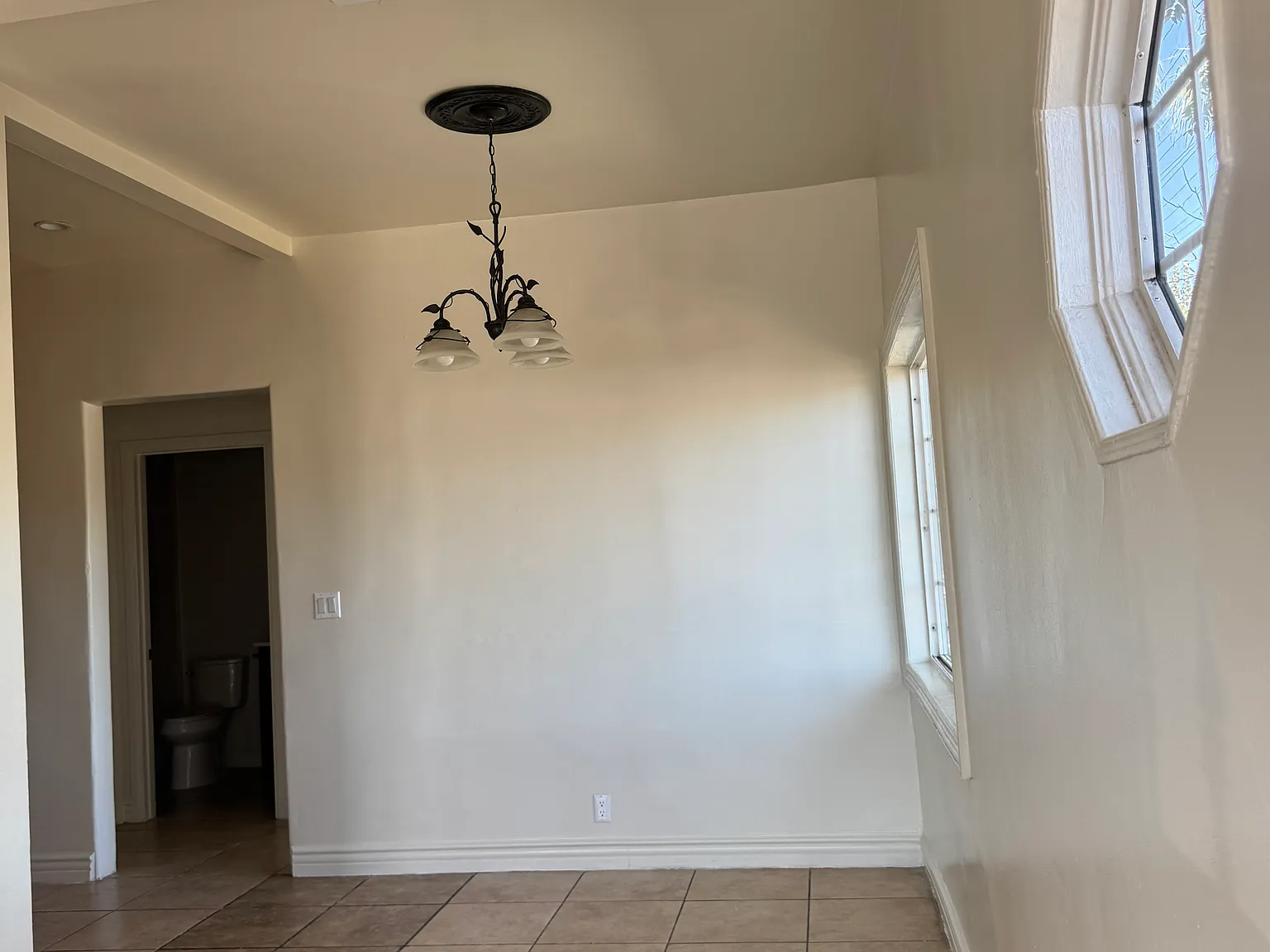 14725 Polk St — Photo 3