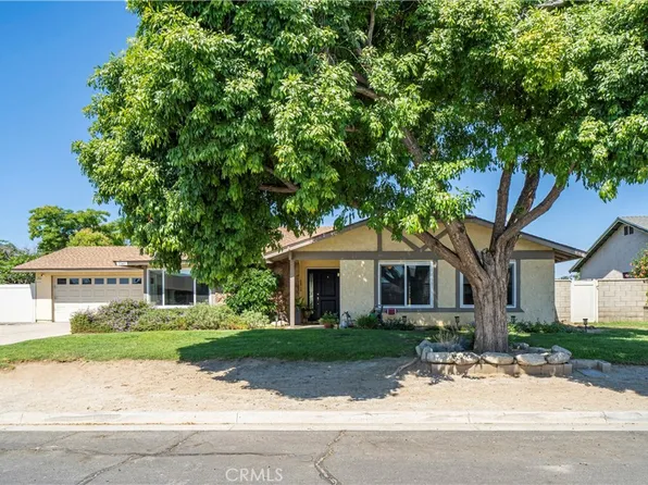 5947 Crown Dr, Jurupa Valley, CA 91752