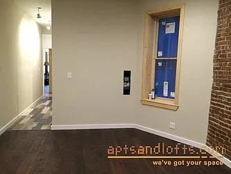 Rented by aptsandlofts.com