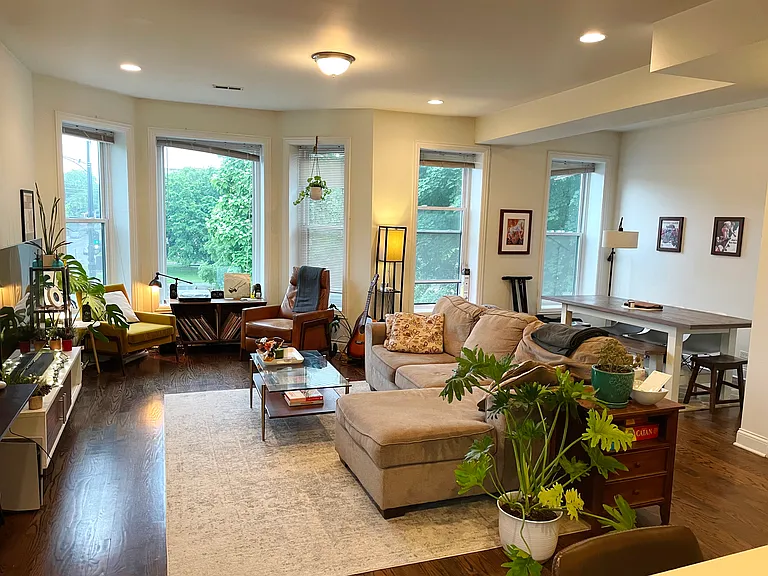 1854 N Humboldt Blvd #2S — Photo 3