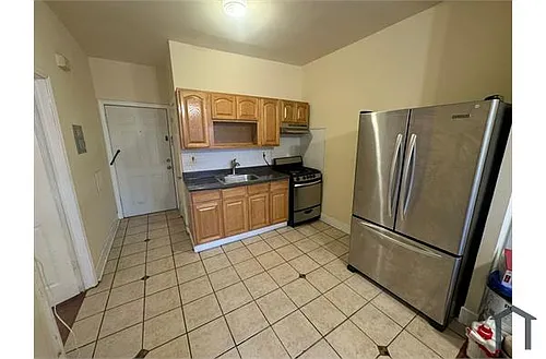 265 Sherman Ave #3R Photo 1 265 Sherman Ave #3R Photo 1
