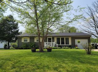 2537 S 34th St, Decatur, IL 62521