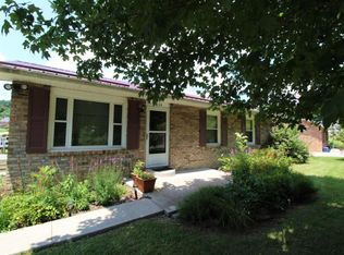 5104 Red Robin Ln, Kingsport, TN 37664