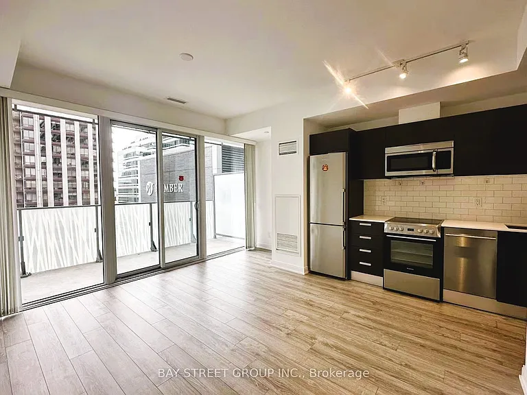 42 Charles St E #1108 — Photo 4