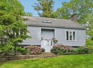 2 Warton Rd, Nashua, NH 03062