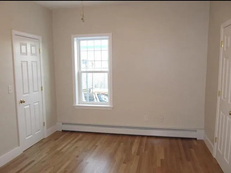 539 Southbridge St #1 — Photo 3