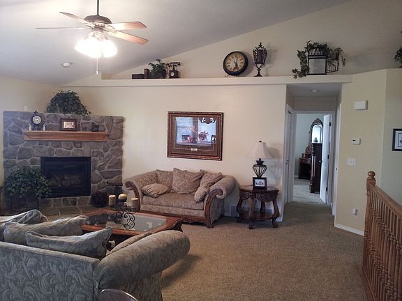 Upstairs Family Room