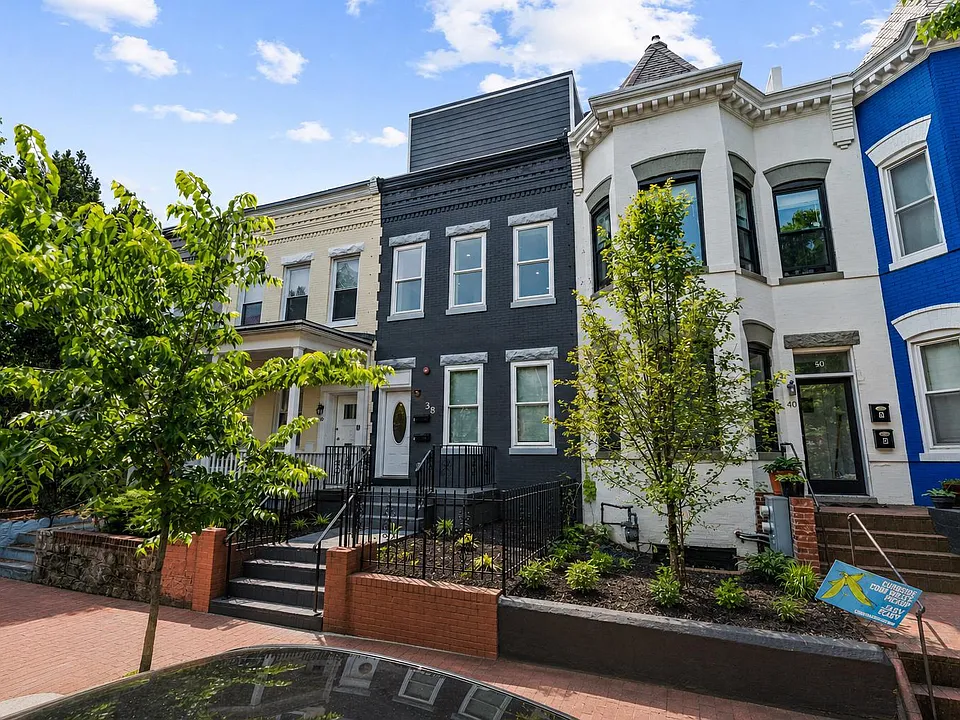 38 Randolph Pl NW #B