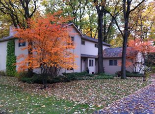 606 Juniper Rd, Glenview, IL 60025