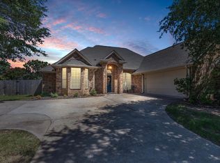 5613 Landsdown Dr, Waco, TX 76708