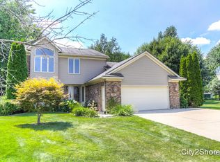 5017 Maple Tree Ct SW, Wyoming, MI 49418
