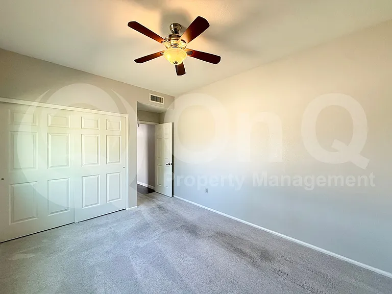 182 W Knox Rd — Photo 17