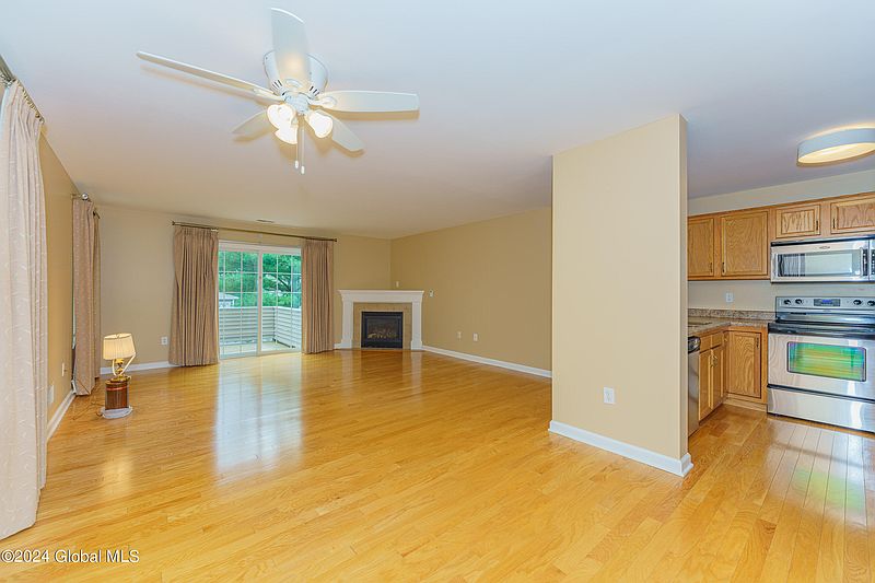 5th image of 147 Annabelle Place