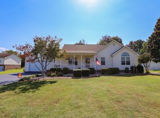 134 Hunters Ln, Calvert City, KY 42029