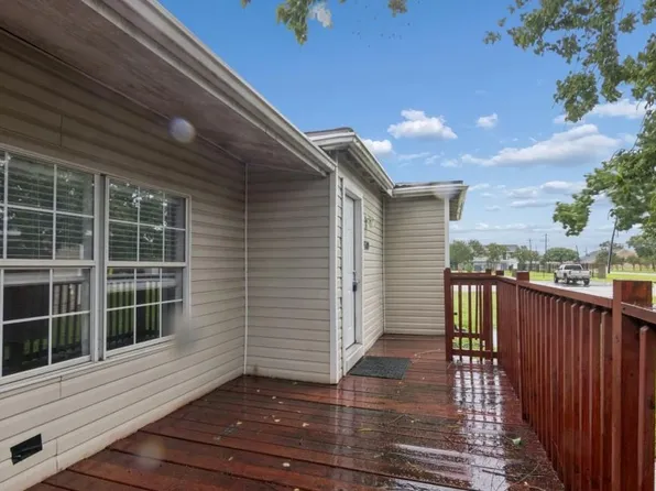 1709 W 4th St #1709, Freeport, TX 77541