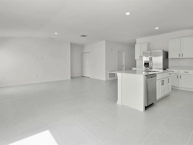 2711 Pioneer Trl — Photo 8