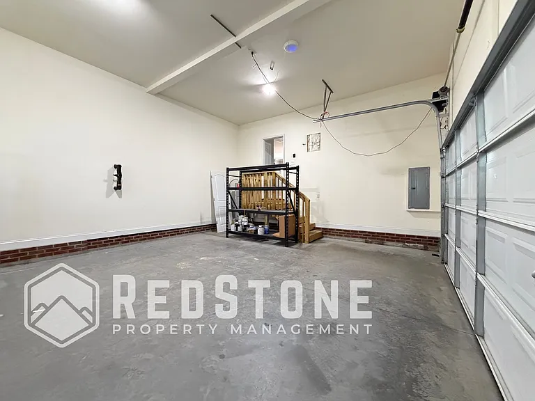 1823 Buxton Way — Photo 39