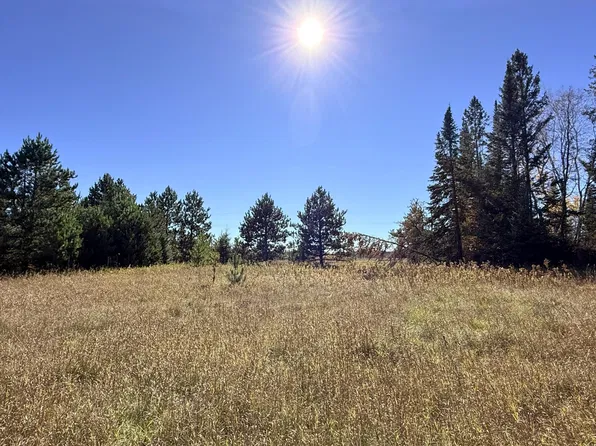 Trengove Rd NW, Solway, MN 56678