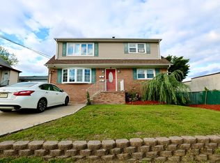 47 Van Dyke St Floor 2, Wallington, NJ 07057