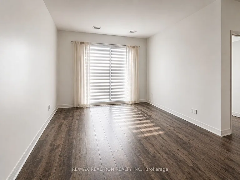 470 Gordon Krantz Ave #401 — Photo 9
