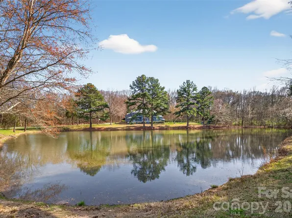 2298 Serenity Ln, Rock Hill, SC 29730