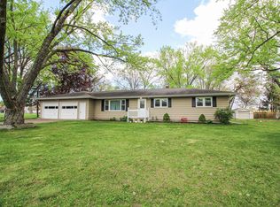 1133 Blossom Dr, Three Rivers, MI 49093