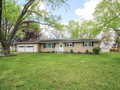 1133 Blossom Dr, Three Rivers, MI, 49093