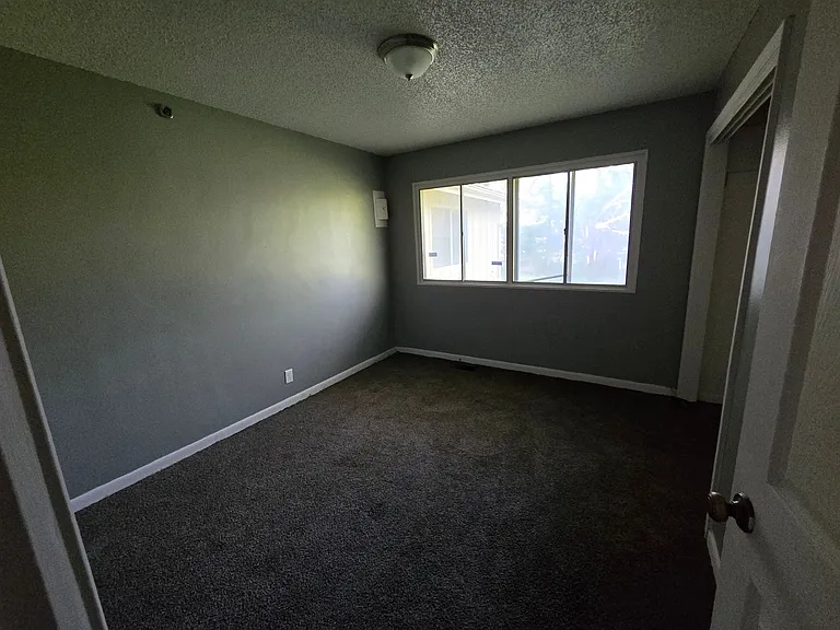 6931 SW Towerview Ln — Photo 4