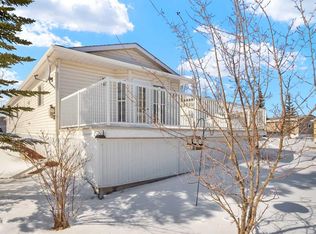 5210 65th Ave #38, Olds, AB T4H1W7