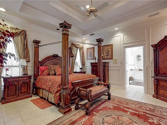 4th image of 2201 Emerald Oaks Ct