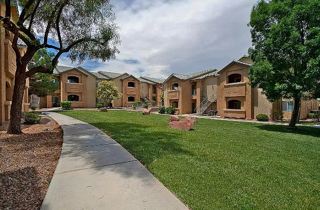 Jovanna Villas — Photo 13