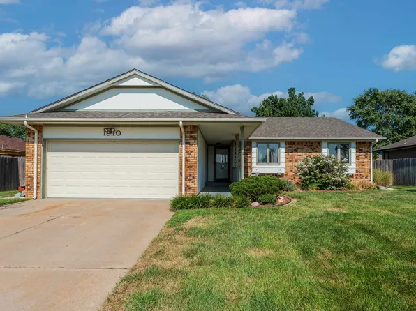 1910 S Longford St, Wichita, KS 67207