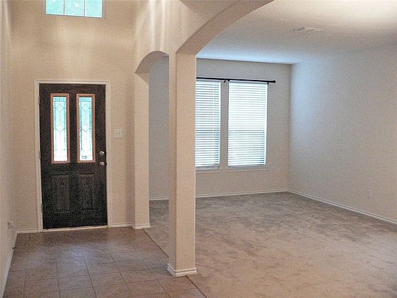 3rd image of 4724 Fox Sedge Ln