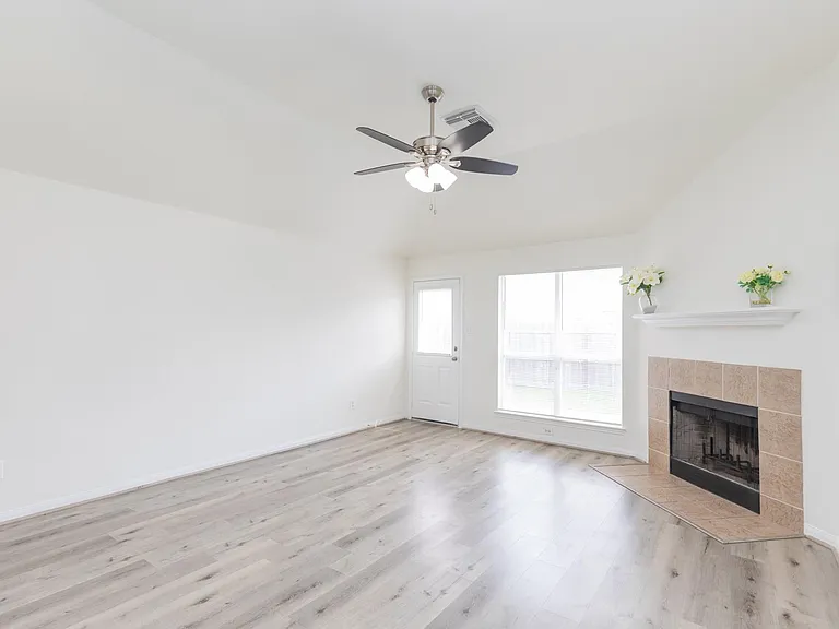 16307 Goanna Ct — Photo 12
