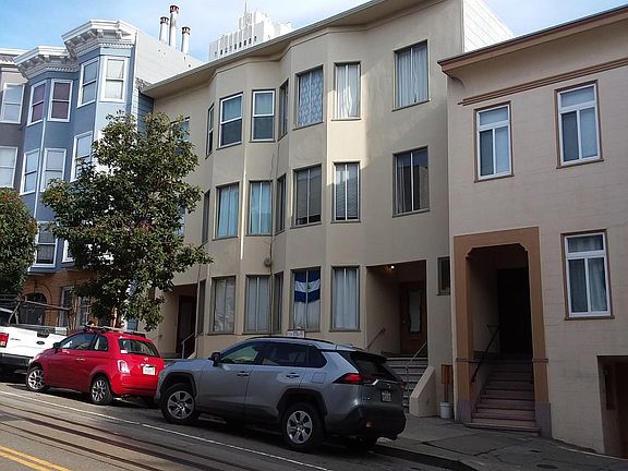 2nd image of 1748 Hyde St
