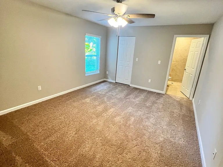 5951 NW Baynard Dr — Photo 39