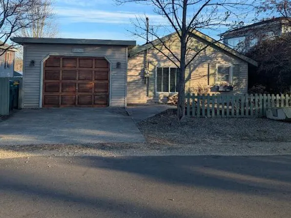 55566 Resort Rd, Three Rivers, MI 49093