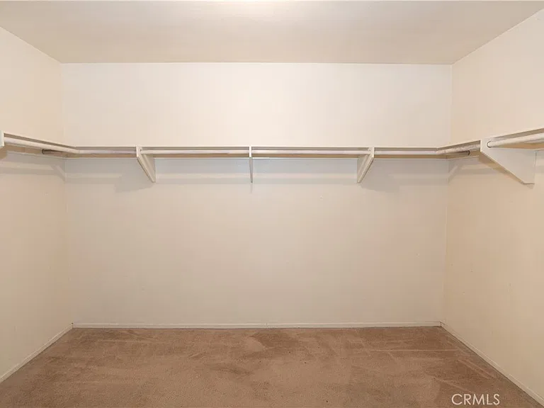 619 W Avenue H13 — Photo 5