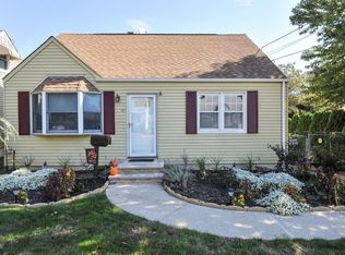 43 Russell Ave, Edison, NJ 08817