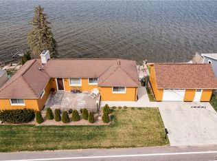 7395 Lakeshore Rd, Cicero, NY 13039