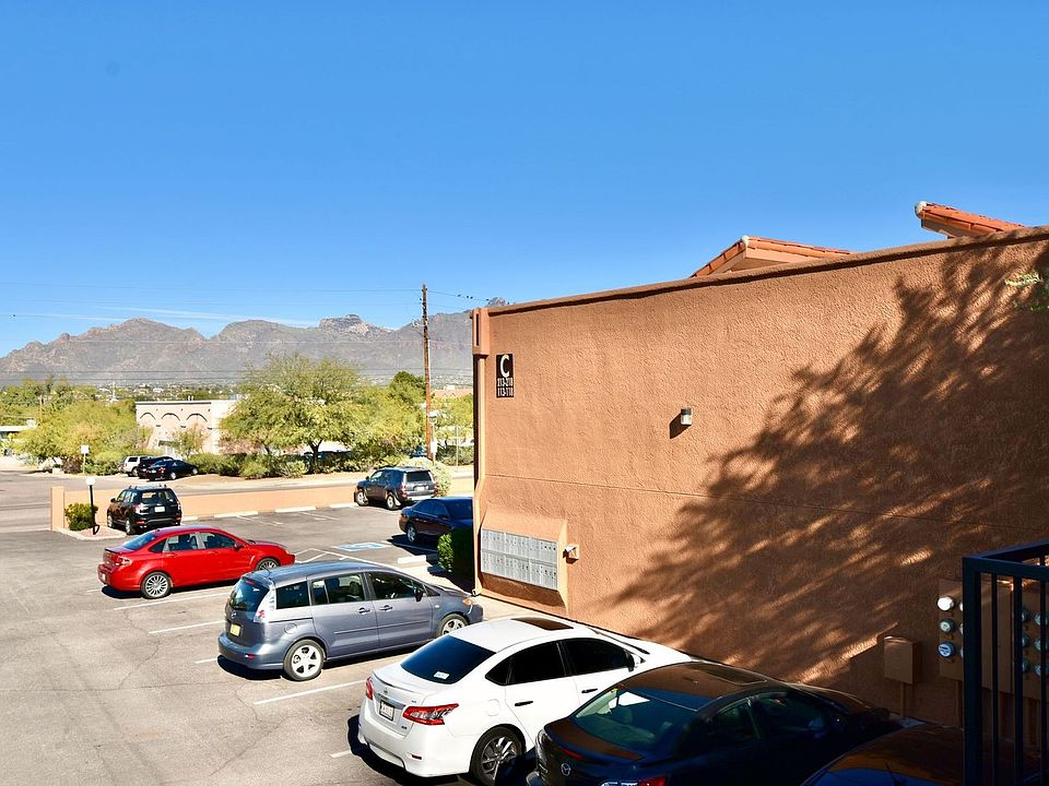 Acacia Gardens 402 E. Limberlost Drive Tucson, AZ 85705 Apartment