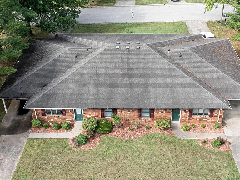 541 Circle Pine Dr — Photo 2